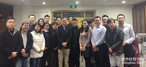 1482368207749052056.jpg 与在职班合影.jpg