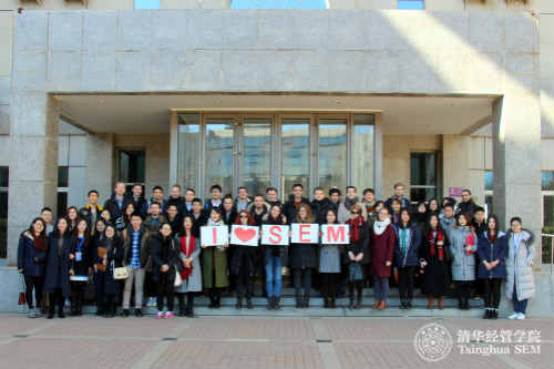 1488331225165099030.jpg 6全体硕士MBA交换生与经管学伴志愿者(Buddy)大合照_meitu_7.jpg